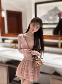 樂樂  ：軟妹甜美可人 大奶蜜桃臀 手感極佳  無套口技，舌尖柔順