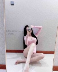 🌸 清楚系×Eカップ×160cm。見た目清純、でもベッドではスイッチONで豹変。